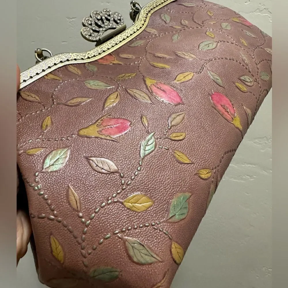 Handmade Vintage Style Genuine Embossed Cowhide Crown Shade Closure Satchel